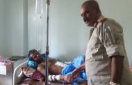 محافظ الضالع يتفقد جرحى الحرب في مستشفى النصر و التضامن بالضالع