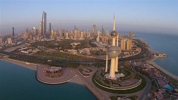الكويت تعلن حالة الاستنفار وتحذر المنطقة من اندلاع الحرب