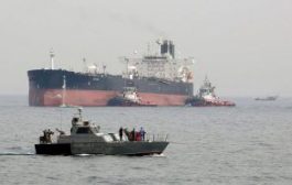 احتراق ناقلة نفط في خليج عمان والحادثة ترفع أسعار النفط