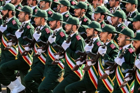 طهران توتر الأجواء بتصعيد لهجتها في مواجهة واشنطن