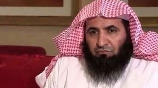 داعية سعودي معروف يعايد متابعيه بأغنية شهيرة لأم كلثوم