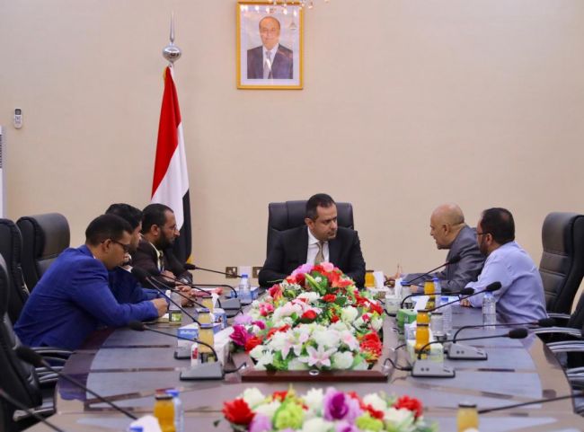 الحكومة تعتمد ٥٠٠ مليون ريال لجرحى تعز