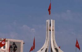 الحكومة التونسية تحظر النقاب في المؤسسات الرسمية