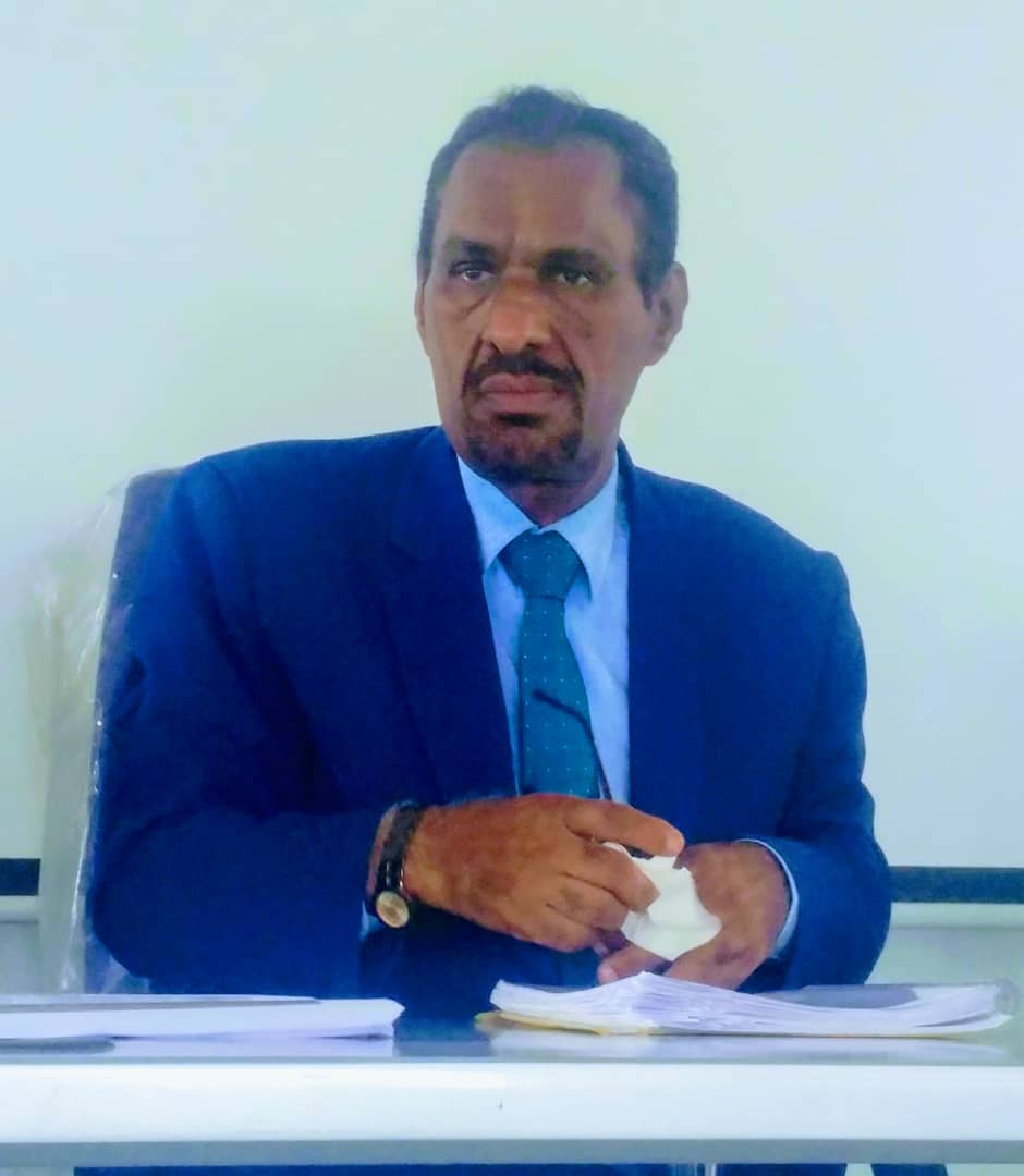 البروفيسور الجعدني يرأس لجنة علمية بجامعة حضرموت