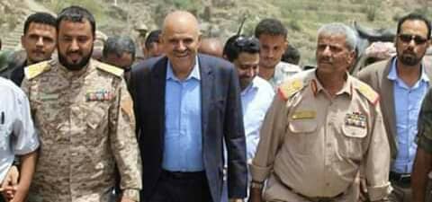 محافظ تعز ولحج يتفقدا أعمال الصيانة لطريق هيجة العبد بالمقاطرة 