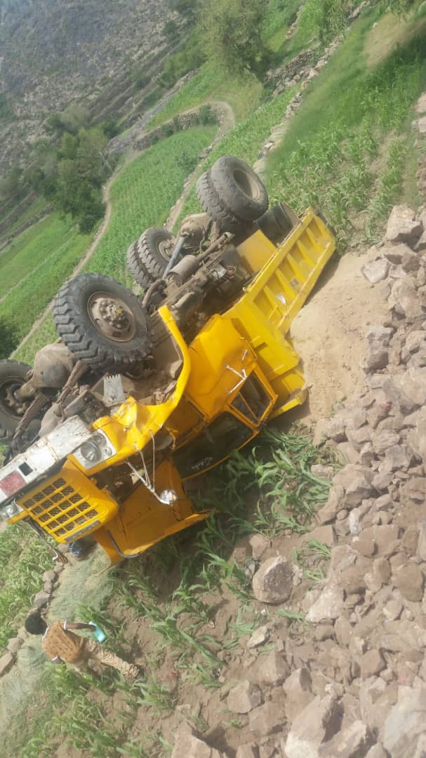 حوادث سير كثيرة  شهدتها طريق جحاف بسبب ضيق الطريق وإهمال السلطات في المحافظة