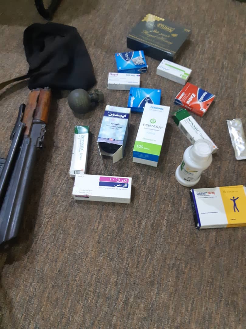 قوات الحزام الأمني عدن تضبط كمية من الأدوية المهربة 