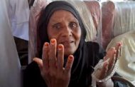 حاجة سودانية يعود لها بصرها ب”المدينة” بعد خمس سنوات من العمى