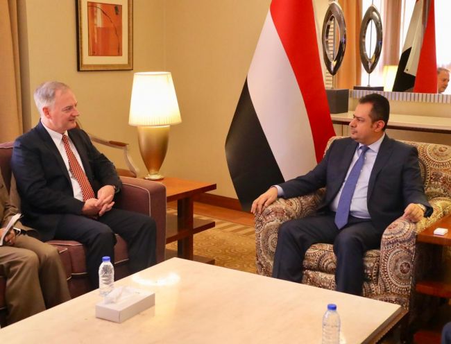 رئيس الوزراء: التصعيد الحوثي هروب من استحقاقات السلام
