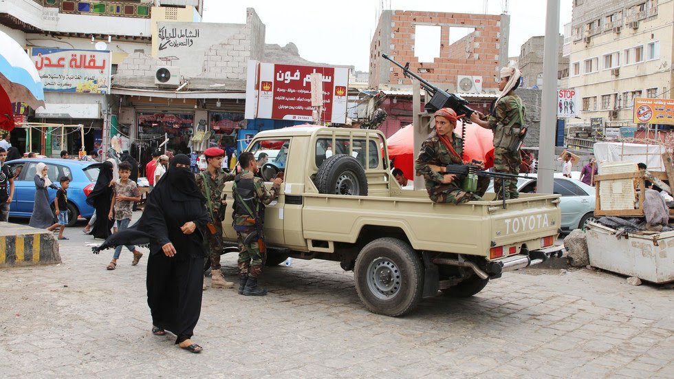 واشنطن تدعو الأطراف المتنازعة في عدن اليمنية للحوار