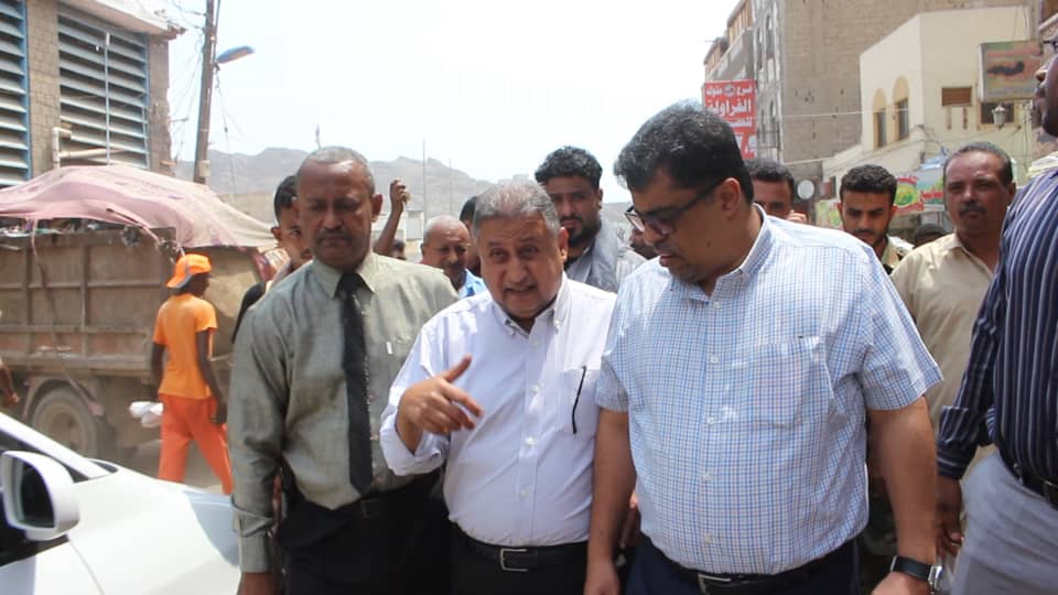 وكيل أول عدن يتفقد سير العمل في عدد من المديريات بالعاصمة 