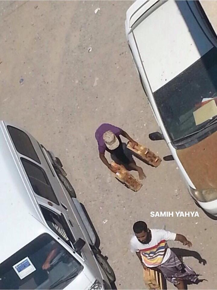 صور :  قصر المعاشيق في مهب الريح
