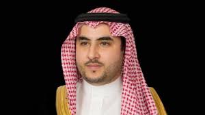 وزير الدفاع السعودي يحذر أبناء اليمن من نظام إيران