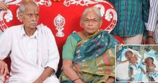 امرأة تضع توأما في عمر السبعين في سابقة