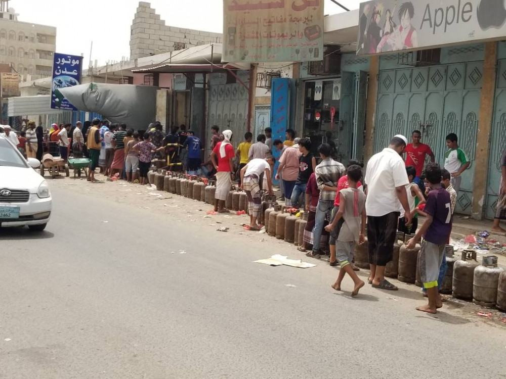 المجلس المحلي بالمنصورة يدشن بيع الغاز المنزلي عبر عقال الحارات