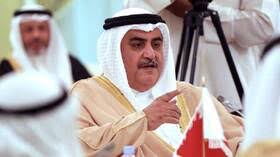 وزير بحريني : الأسلحة والمتفجرات القادمة من إيران كافية لتدمير نصف المنامة