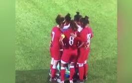 شاهد ما فعلته لاعبات فريق أردني بعد سقوط حجاب المنافسة .. (فيديو)