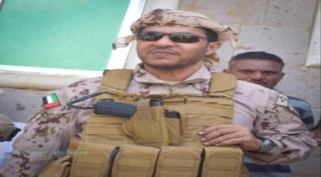 قائد قوات التحالف العربي بعدن يتجاوب مع معاناة الطفل