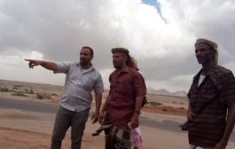 وصول لجنة من صيانة الطرق لحصر الاضرار الناجمة عن السيول بطريق طورالباحة- لحج