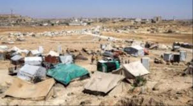 الحوثيون يقصفون مخيم للمهمشين في مريس بالضالع