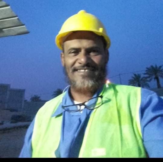 عمال شركة الملاحة الوطنية بعدن يناشدون رئيس الجمهورية صرف تعويضاتهم