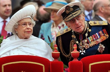 مسلسل تلفزيوني يقدم العائلة الملكية ببريطانيا بصورة جديدة