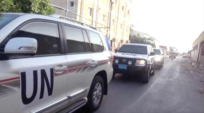 قيادات حوثية تتجول بسيارات الأمم المتحدة في شوارع ذمار