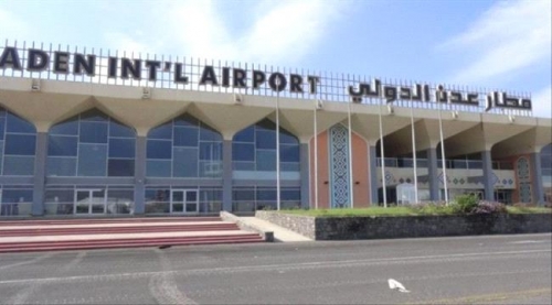 السلطات تغلق مطار عدن وتحول الرحلات إلى سيئون