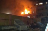عاجل: اندلاع حريق هائل بأحدى المراكز التجارية في عدن