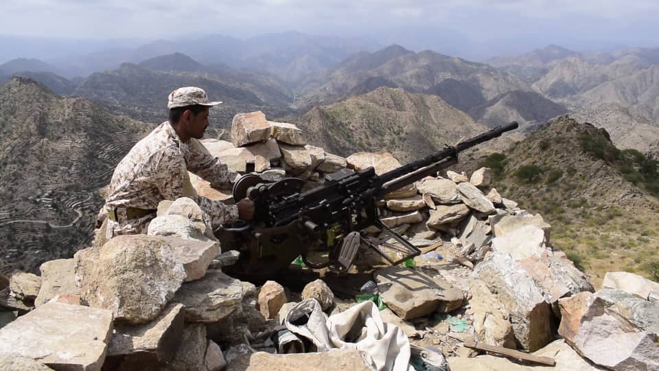 اللواء الرابع حزم يحذر برسالة شديدة اللهجة مليشيات الحوثي وكل من يريد التقدم باتجاه مناطق الصبيحة والجنوب
