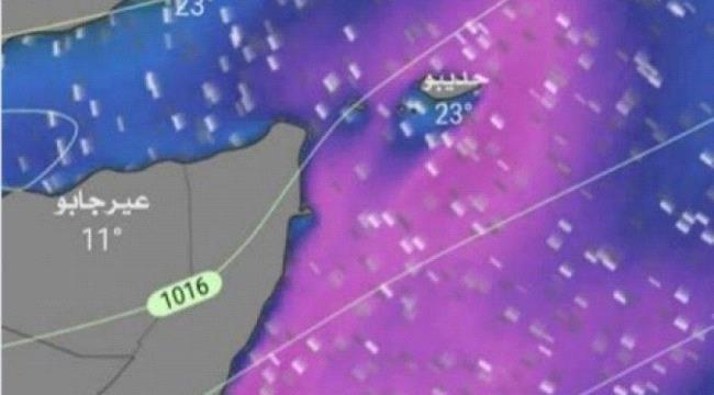 تحذيرات من ارتفاع موج البحر في سقطرى.. خلال الساعات القادمة