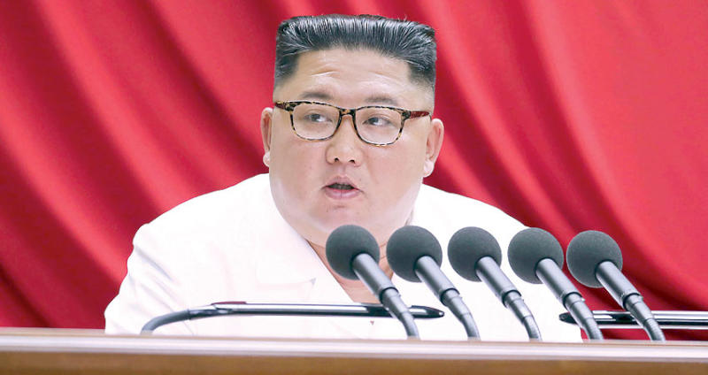 الزعيم الكوري الشمالي يهدد بـ«سلاح استراتيجي جديد»