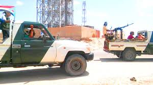 قوات الحزام الأمني والمقاومة الجنوبية في احور تحبط عملية سرقة 
