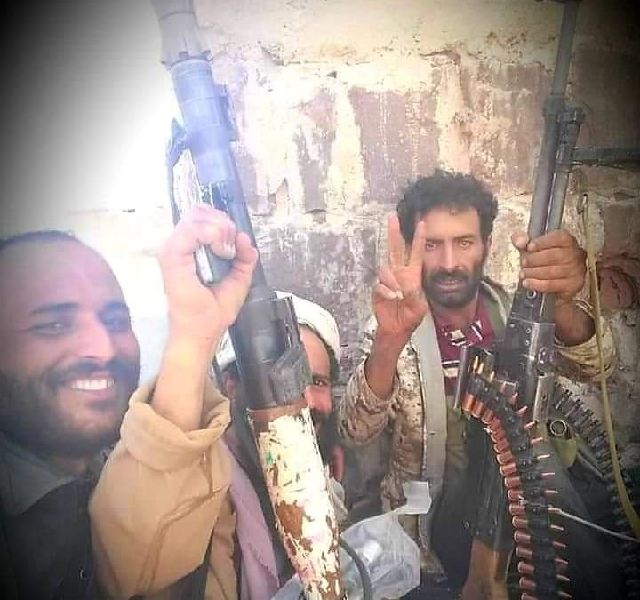 مليشيات الحوثي تواصل الدفع بتعزيزات قتالية الى جبهات الضالع