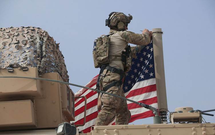 هجوم صاروخي على قاعدة تضم قوات أمريكية في العراق