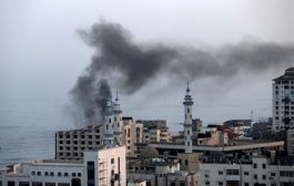 الاحتلال الصهيوني يشن غارات على المقاومة ويلغي تسهيلات لغزة