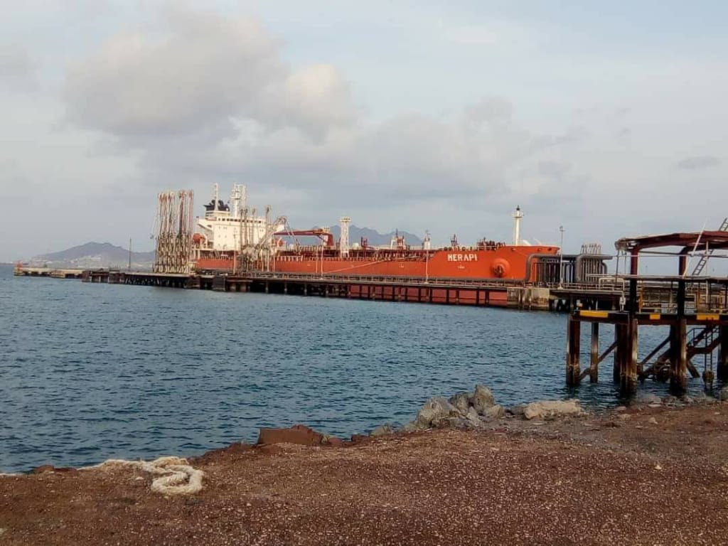 انفراج وإحتواء كبير لأزمة المشتقات النفطية بعدن