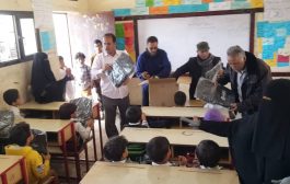 القائم بأعمال مدير عام المفلحي يدشن توزيع 3 ألف حقيبة مدرسية المقدمة من اليونيسيف