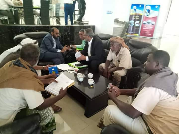 لتعويض صيادين بسبب إعصار تشابلا.. وزير الثروة السمكية رئيس وأعضاء جمعية الحسي التعاونية السمكية بميفع