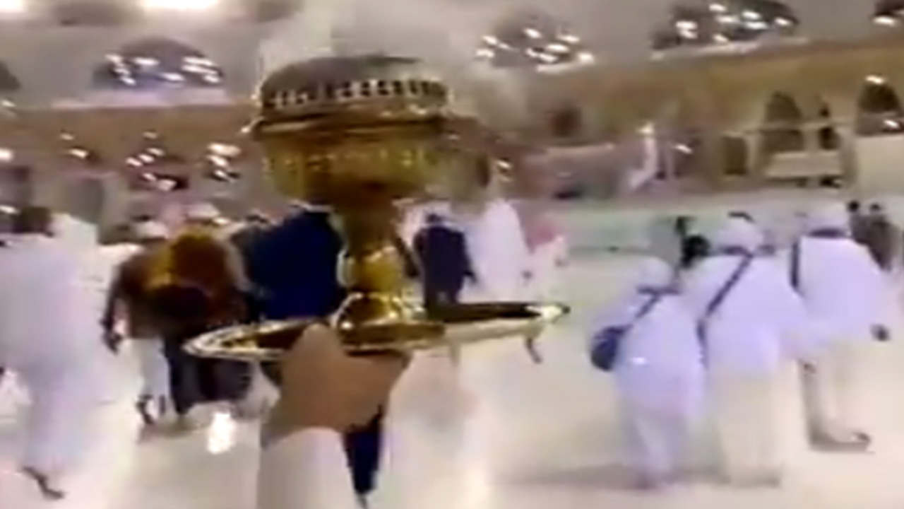 شاهد بالفيديو.. فتح صحن مطاف الحرم المكي من جديد للمصلين وغير المعتمرين