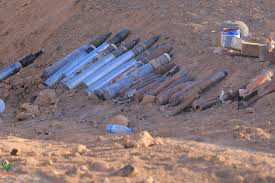 اللواء 35 مدرع يحبط عملية تهريب لأسلحة ثقيلة من داخل تعز إلى الحوثيين