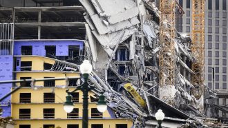 الصين: انهيار فندق كان يستخدم كحجر صحي لمصابي كورونا.. و70 شخصا تحت الأنقاض (فيديو)