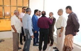 نائب رئيس الوزراء في زيارة واطلاع لاحتياجات فرع وكالة الأنباء اليمنية بعدن