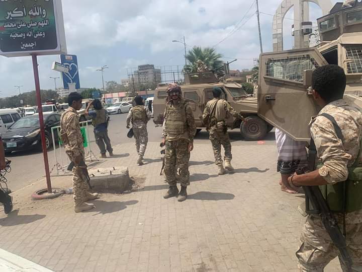 عدن : حملة امنية تنجح في القبض على مطلوبين
