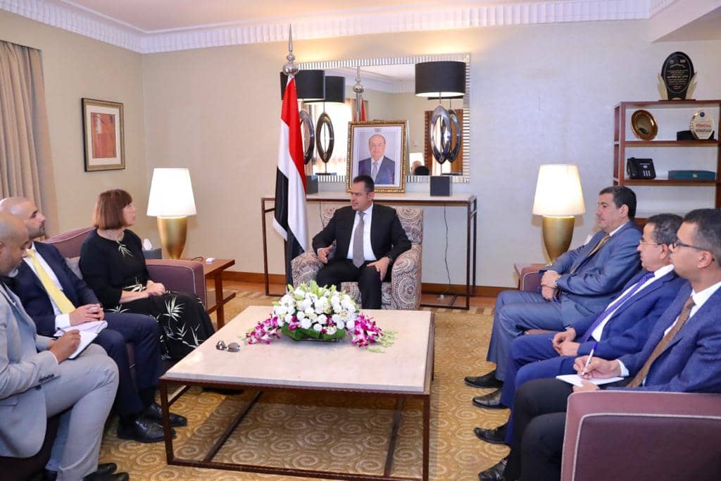 رئيس الوزراء: طريق السلام في اليمن واضح ولا خلاف عليه بموجب المرجعيات