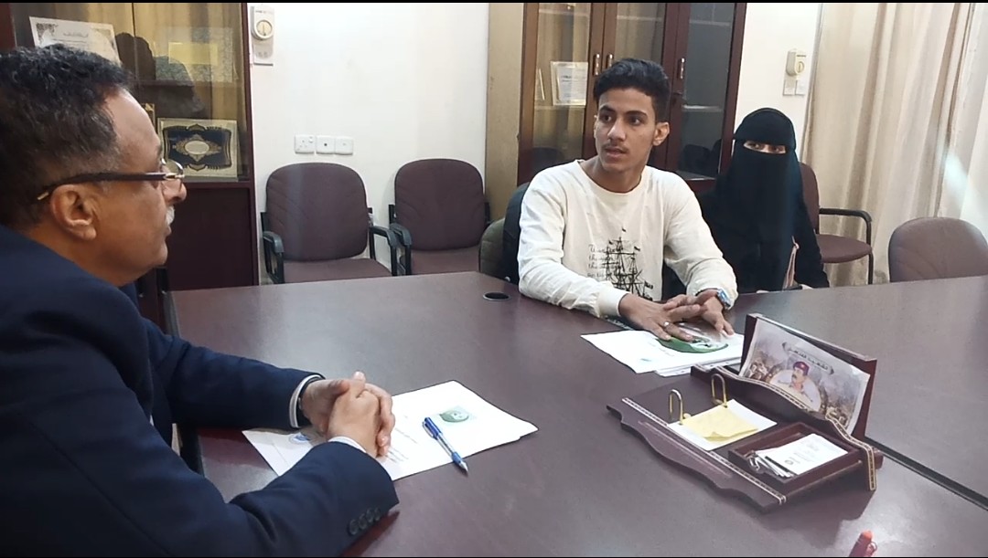 مدير المنصورة يناقش مع مبادرة الإحسان بالإحسان الترتيبات لتنظيم دورات تدريبية للشباب العاطلين عن العمل