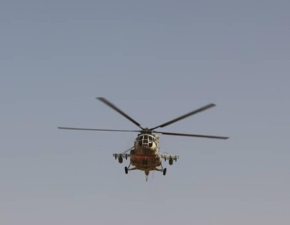 الطيران المروحي اليمني ينفذ أول مهمة انسانية في شبام