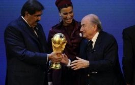 بلاتر لفرانس برس :  التدخل السياسي منح قطر حق استضافة كأس العالم 2022