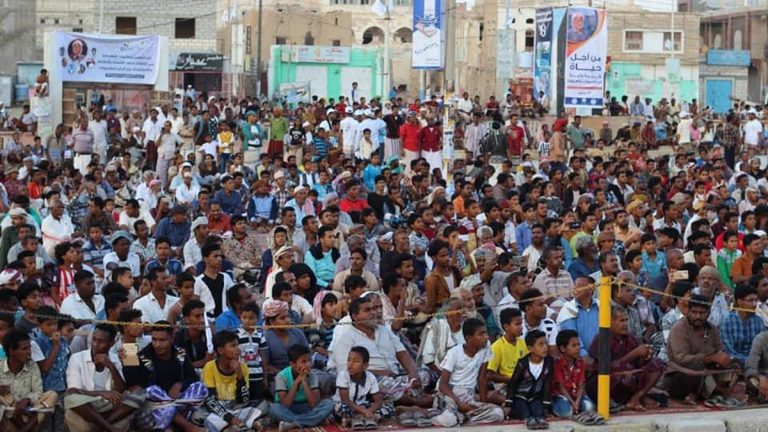 ماذا قال نشطاء يمنيون عقب الإعلان عن أول إصابة بكورونا ؟