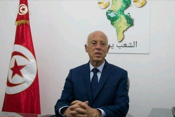 الرئيس التونسي يحذر من المساس بالوحدة اليمنية.. ويعلق على بيان الانتقالي